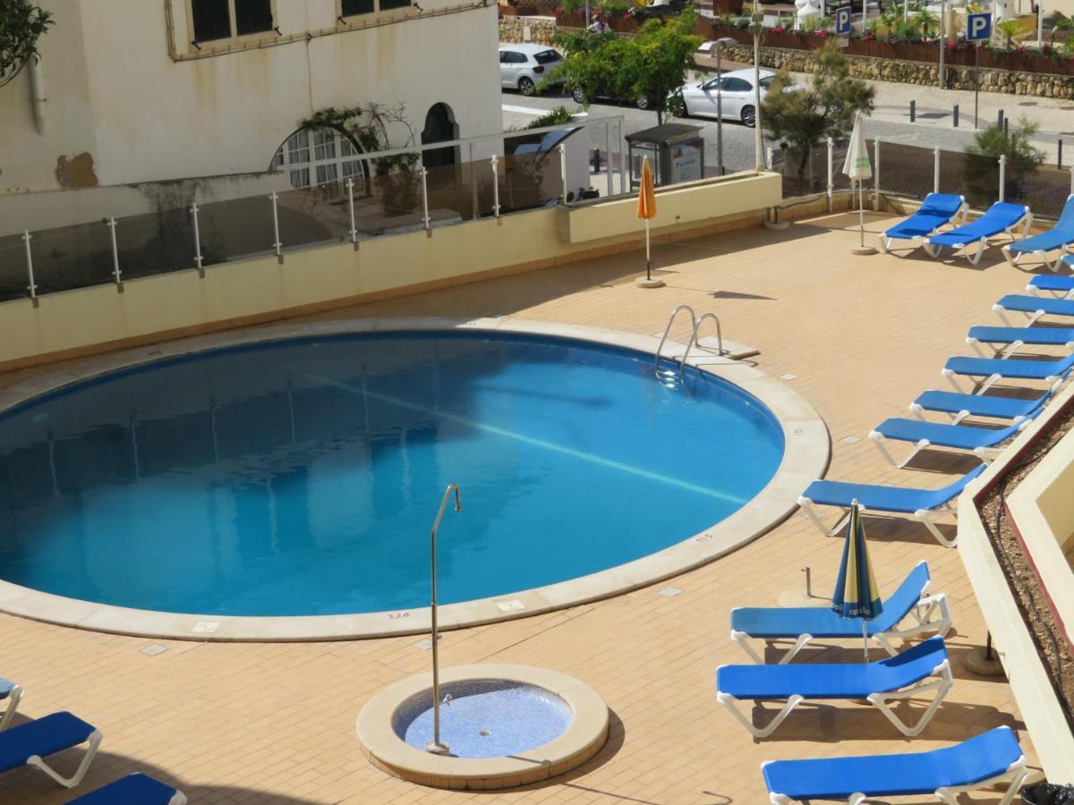 Apartamento T1 Com Piscina E Vista Mar - Praia Da Rocha Portimão Extérieur photo