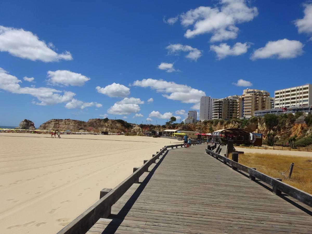 Apartamento T1 Com Piscina E Vista Mar - Praia Da Rocha Portimão Extérieur photo